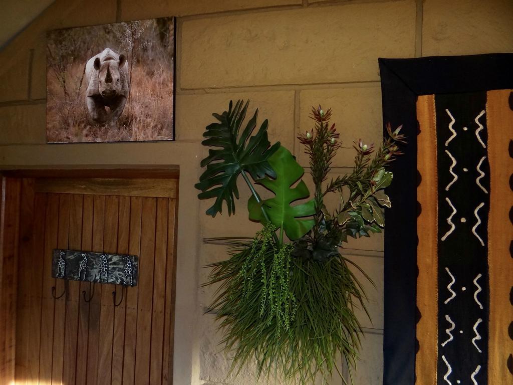 Hotel Ikweta Safari Camp Maua Esterno foto