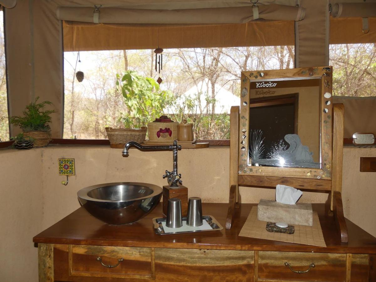 Hotel Ikweta Safari Camp Maua Esterno foto
